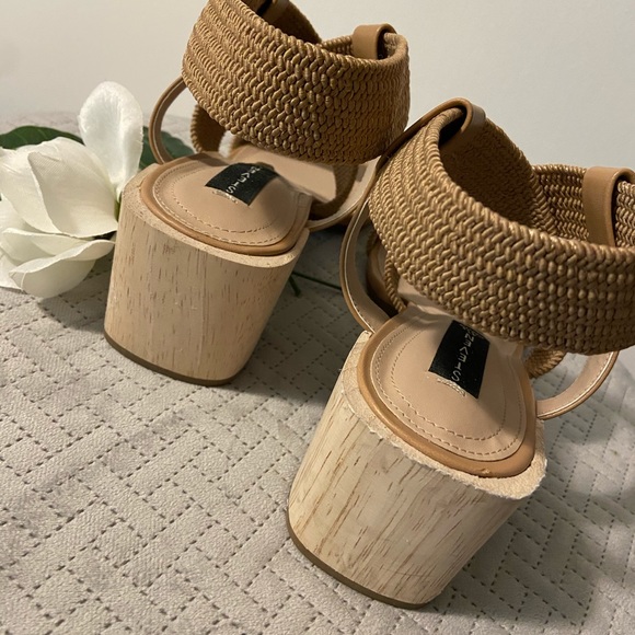 Steven by Steve Madden Release Nude - Picture 9 of 10